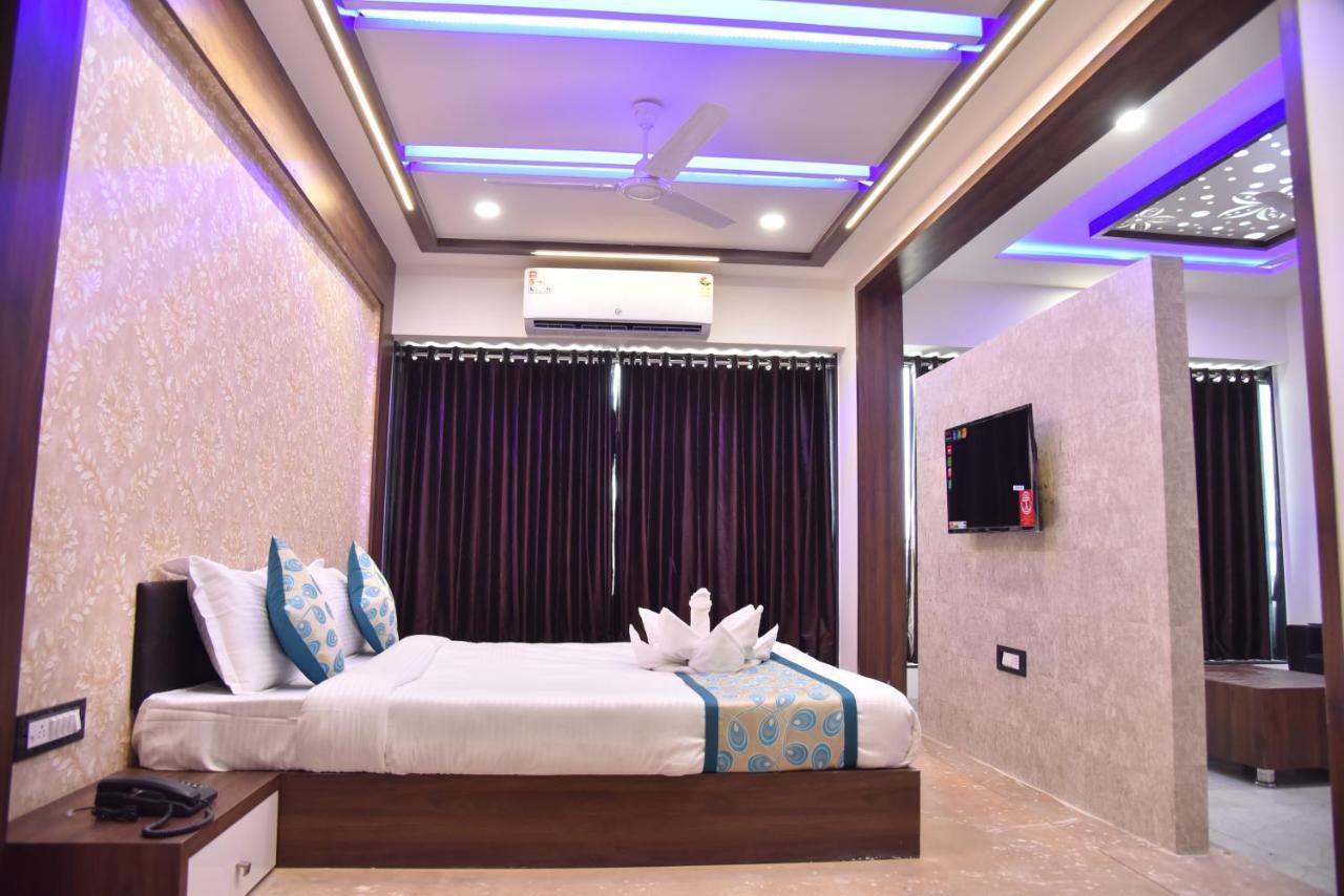 Morbi Hotel Savera Inn מראה חיצוני תמונה